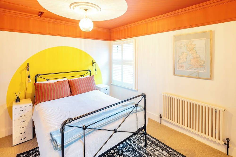 Stijlvol huis met 3 slaapkamers en jacuzzi in de buurt van de trein in Milton Keynes, Zuidoost Engeland