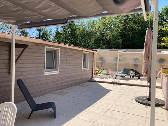 Gîte pour 3 personnes, avec jardin ainsi que piscine et jacuzzi à Saint-Jean-de-Boiseau - 2