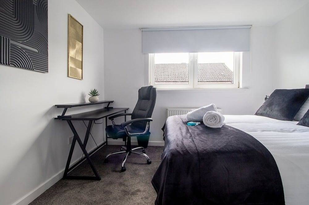 The Kings Height: Close to Glasgow & Edinburgh in Nord Lanarkshire