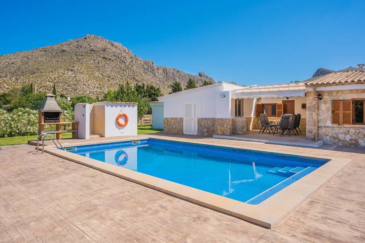 Villa for 6 people, with garden - 1