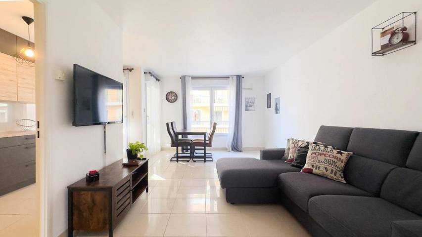 Gîte pour 2 personnes, avec balcon dans Plage Carras Nice - 3