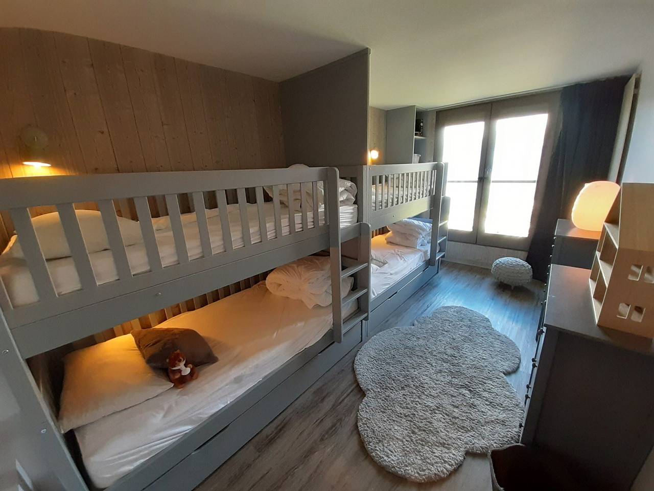 Appartement entier, Appartement rénové 3 chambres skis aux pieds à Courchevel avec Wifi in Courchevel 1650 (Moriond), Saint-Bon-Tarentaise