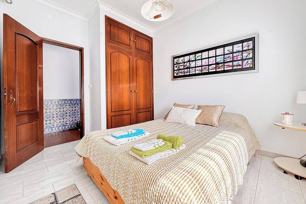 Villa mit privatem Pool und Garten | Strand und Golf 5 Minuten | Lissabon 20 Min in Corroios, Halbinsel von Setúbal