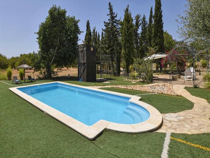 Casa rural para 6 personas, con jardín y piscina, Familias con niños en Santa María del Camino - 2