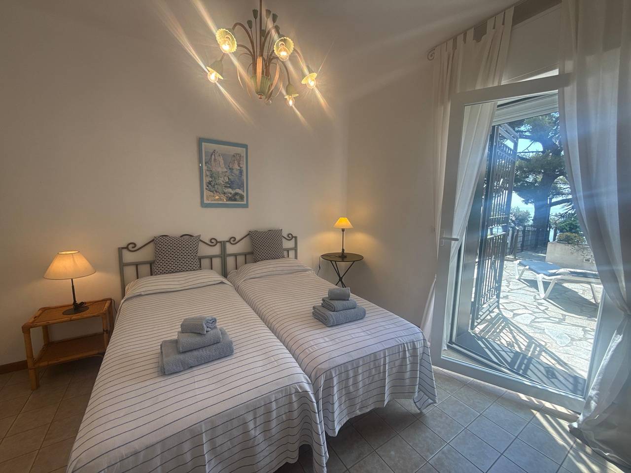 Villa Fronte Mare Con Terrazza in Andora, Riviera di Ponente
