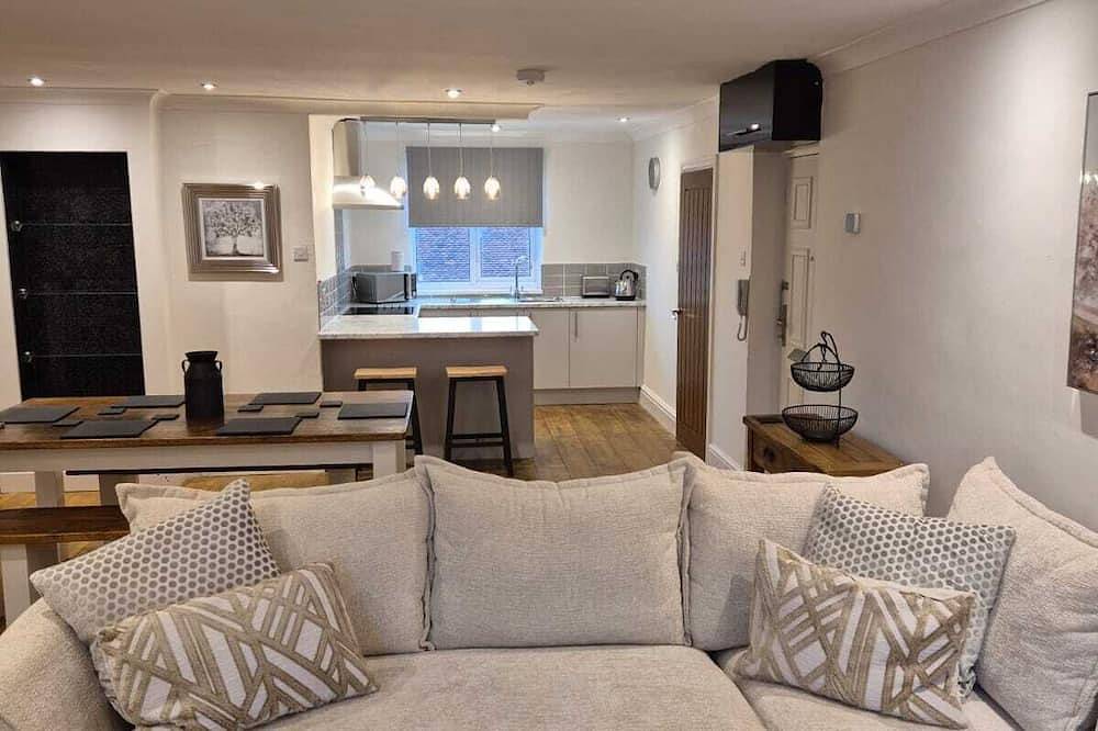 Appartamento intero, Top floor pent house suite near Nec/Bhx/Hs2. 3 Bedrooms, 6 beds in Coleshill, Warwickshire