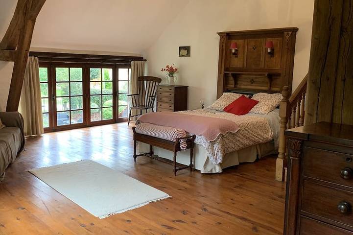 Gîte pour 12 personnes, avec jardin et jacuzzi à Dompierre-les-Églises - 4