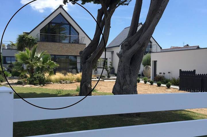 Maison de vacances pour 4 personnes, avec balcon ainsi que jardin et piscine, animaux acceptés
