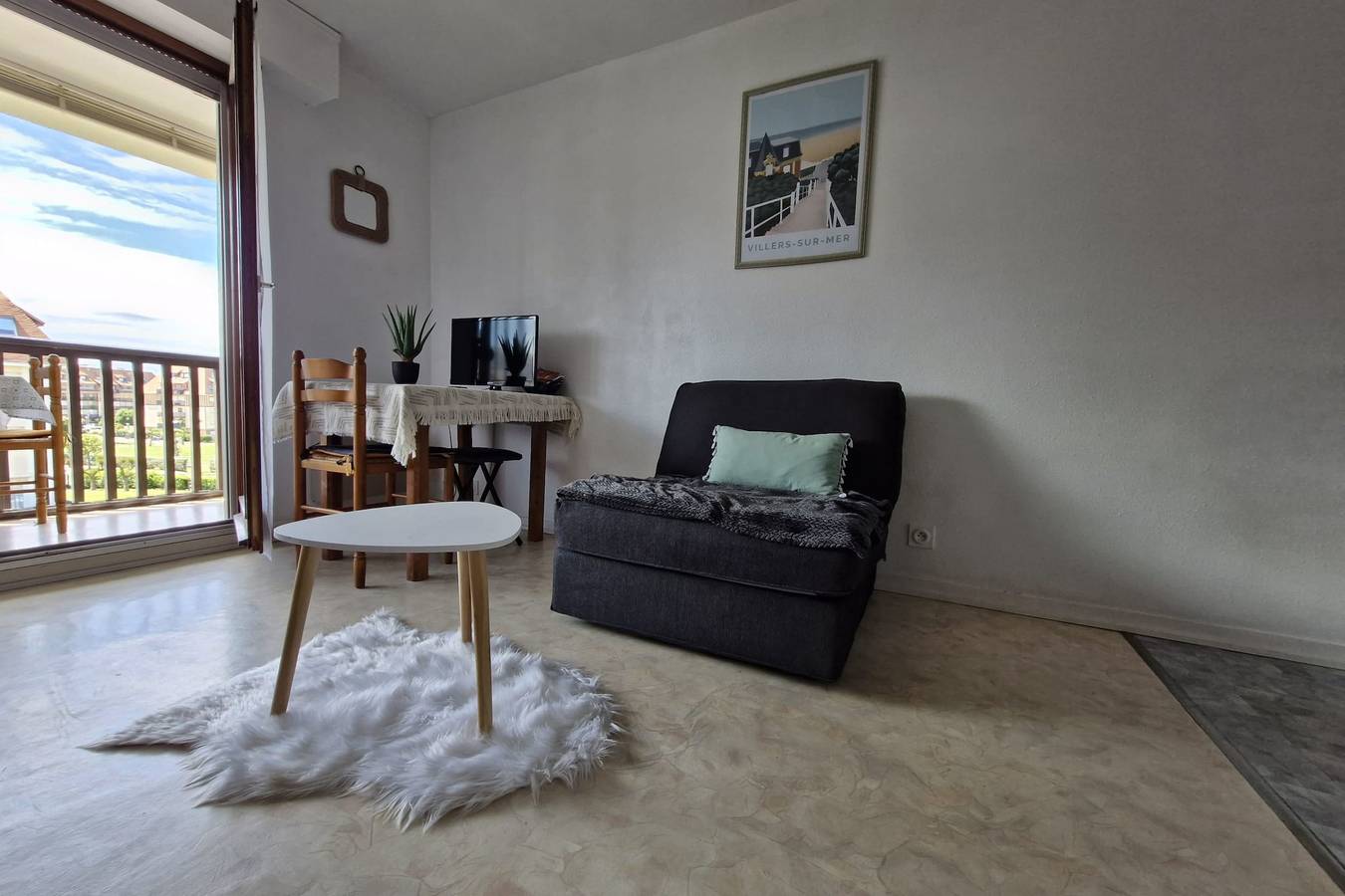 Ganze Wohnung, Ferienwohnung für 4 Personen mit Balkon in Villers-sur-Mer, Lisieux und Umgebung