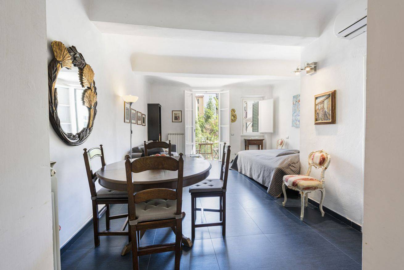 Ganze Wohnung, Ferienwohnung für 2 Personen mit Balkon/Terrasse in Florence city center, Florenz