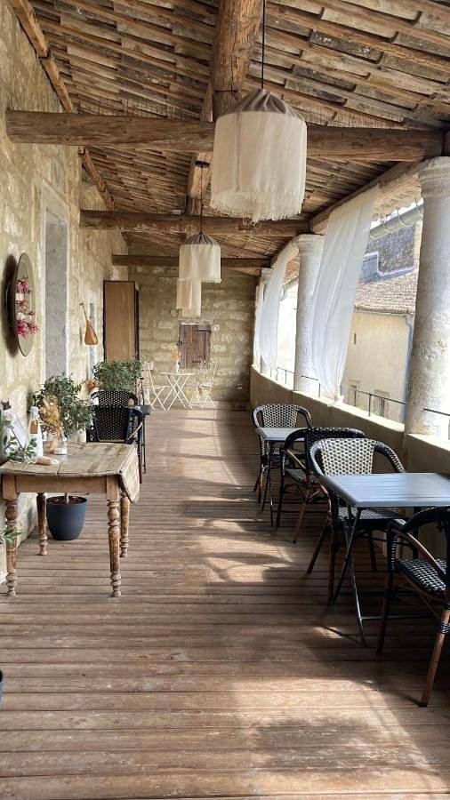 La Maison D'Aimé - Demeure de caractère du Xiie siècle in Saint-Quentin-la-Poterie, Région de Nîmes