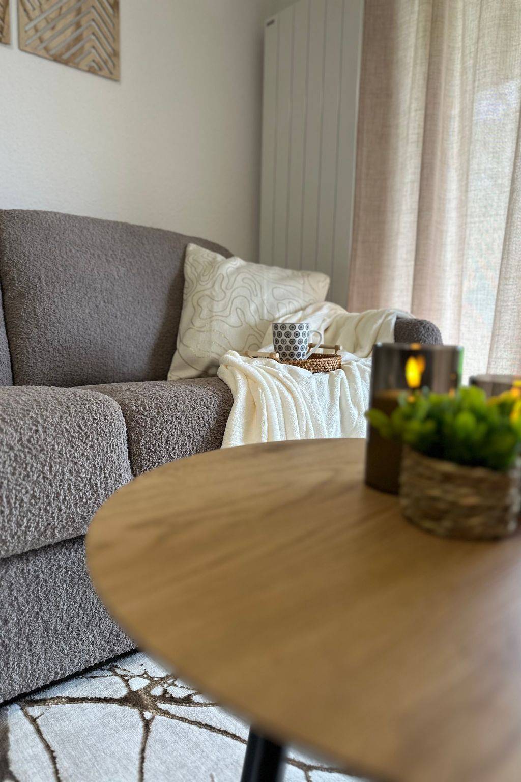 Ganze Wohnung, Thuner See, nahe Interlaken, für Familien, Wifi in Spiez, Thunersee