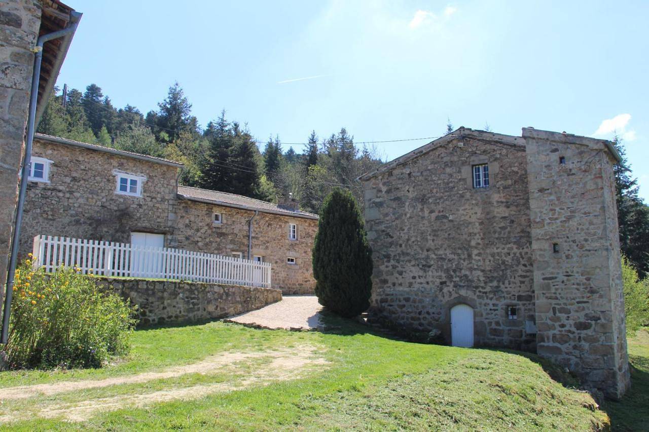 Hameau Bechetoille in Burdignes, Parc Naturel Régional du Pilat
