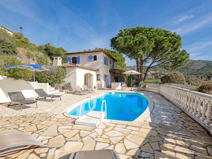 Casa de vacaciones para 8 personas, con terraza y jardín - 1