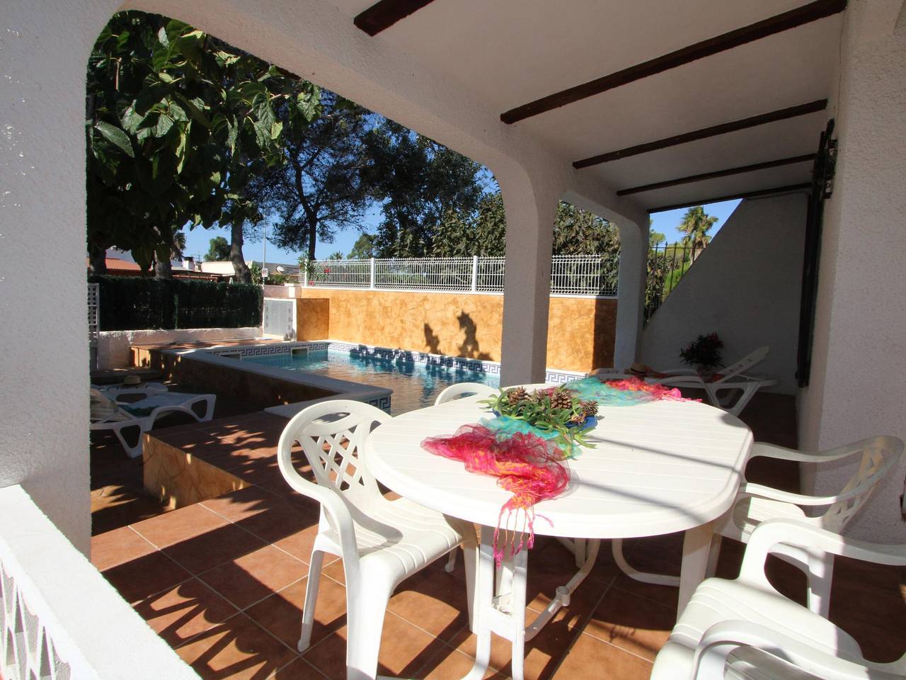Maison de Vacances Idéale avec Wifi Gratuit, Clim en Option, Plage et Animaux Admis, Proche de la Mer in Riumar, Delta de l'Ebre