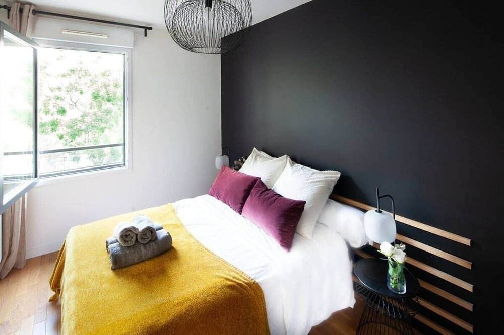 Entire apartment, Bois-Colombes (92)_St Lazare - 3 pièces_Terrasse in Bois-Colombes, Hauts-de-Seine