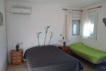 Maison De Vacances pour 7 Personnes dans Sant Pere Pescador, Costa Brava, Photo 2