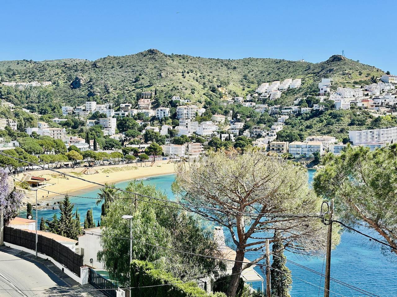 Appartement entier, Appartement moderne pour deux avec Wi-Fi et parking à Roses in Roses, Haut-Ampurdan