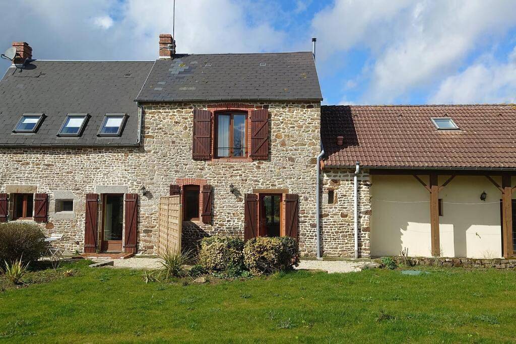 Gîte la Mer, à la campagne en Normandie, proche du Mont St Michel in Lolif, Côte de la Déroute