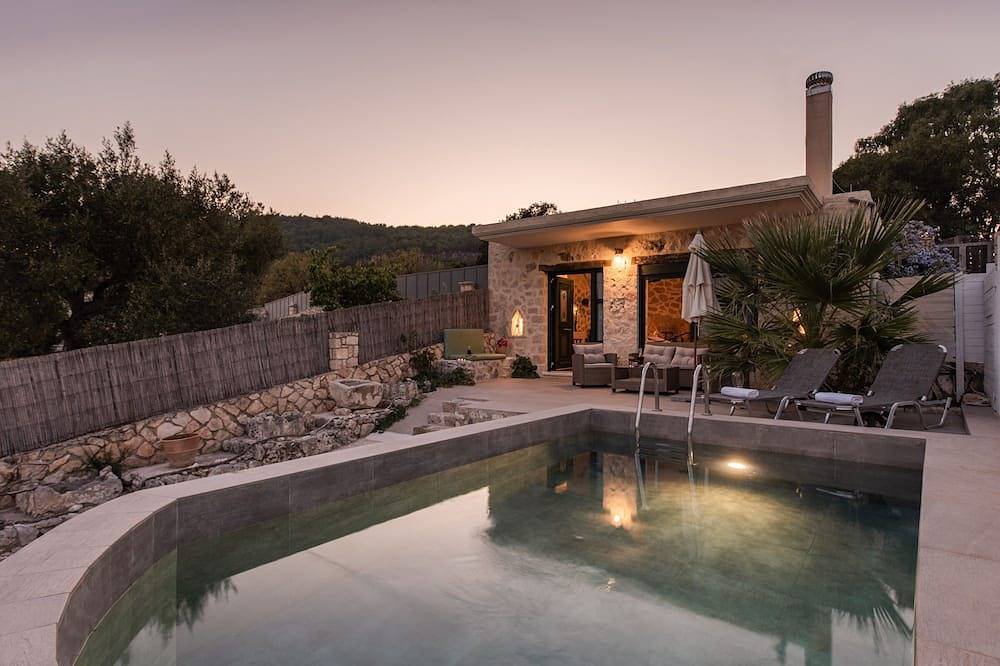 Casa in pietra di nuova costruzione, vista mozzafiato, vicino al naufragio e alla grotta blu in Zante