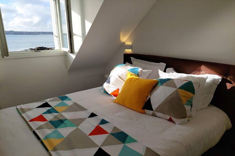 Casa en Bretaña con vistas al mar in Locmaria-Plouzané, Región de Brest