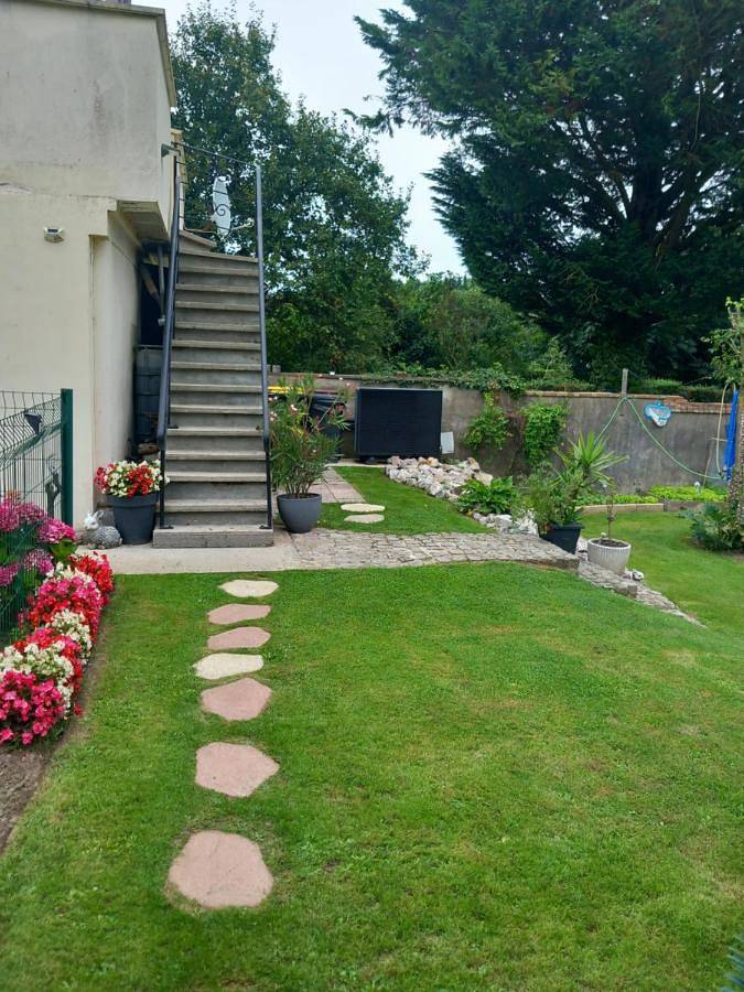 Gîte pour 2 personnes, avec vue et jardin à Ferques - 4
