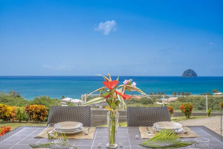 Gîte pour 4 personnes, avec terrasse à Le Diamant