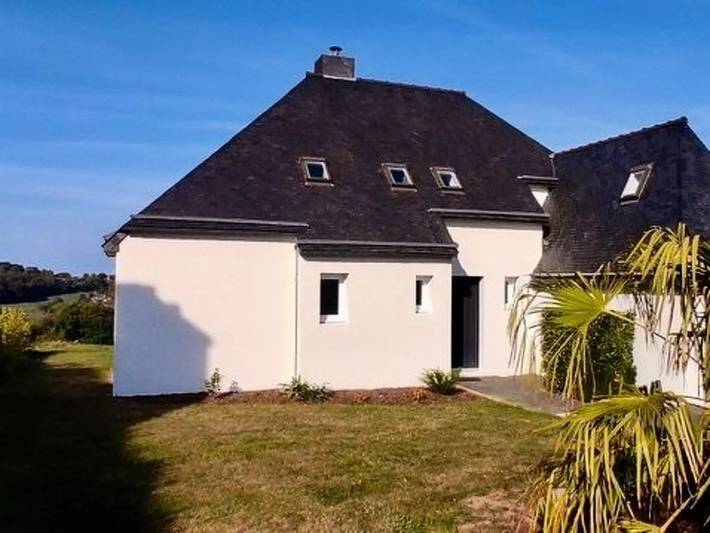 Location de vacances pour 6 personnes, avec jardin dans Buguélès