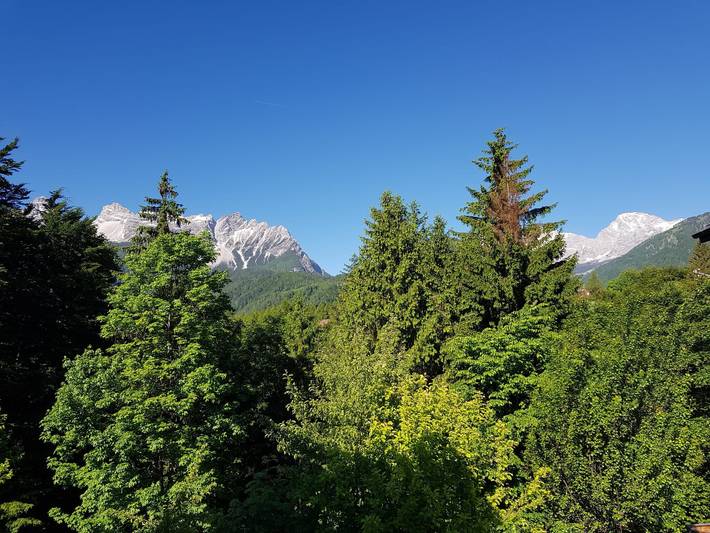 Hel lägenhet, Apartment 'Bruna' with Mountain View, Private Terrace and Wi-Fi in Forno di Zoldo, Val di Zoldo