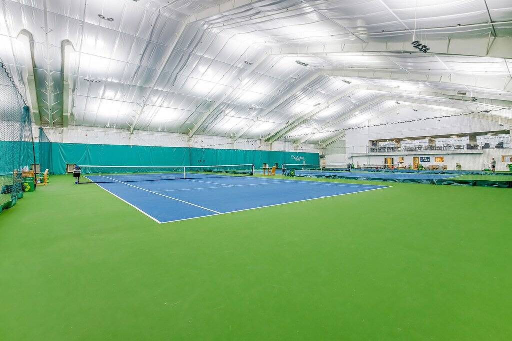 Ganze Wohnung, Sea Colony Oceanfront Condo with Shared Pool/Hot Tub/Sauna, Central Ac, & Wifi in Sea Colony, Middlesex Beach