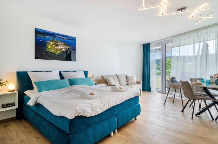 Ferienwohnung für 4 Personen, mit Balkon und Sauna sowie Seeblick in Frickingen