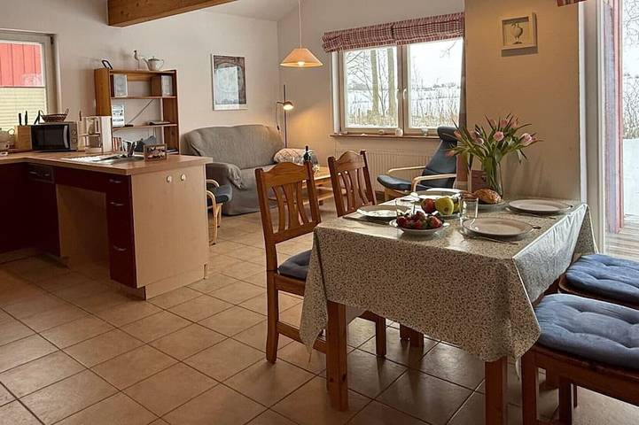 Ferienwohnung für 5 Personen, mit Terrasse und Garten sowie Sauna in Munkbrarup