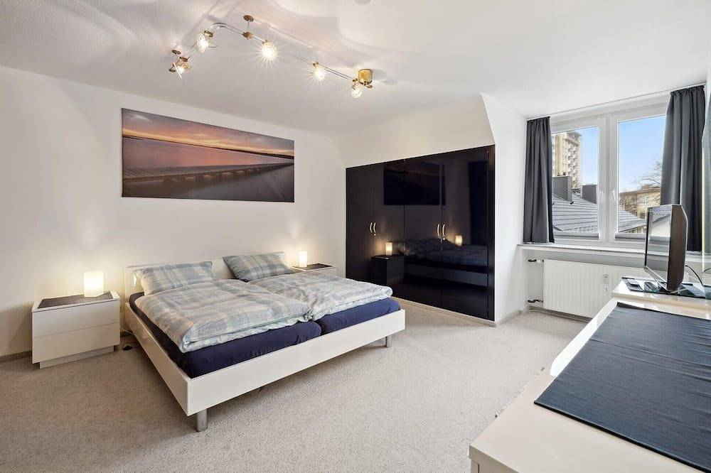 Entire apartment, 2 bedroom nice apartment in Bremerhaven in Bremerhaven-Mitte, Bremerhaven