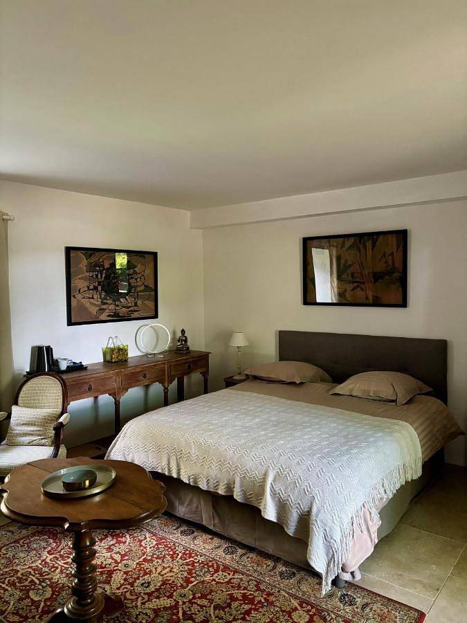 Location de vacances pour 2 personnes, avec jardin ainsi que terrasse et vue à Savignac - 4