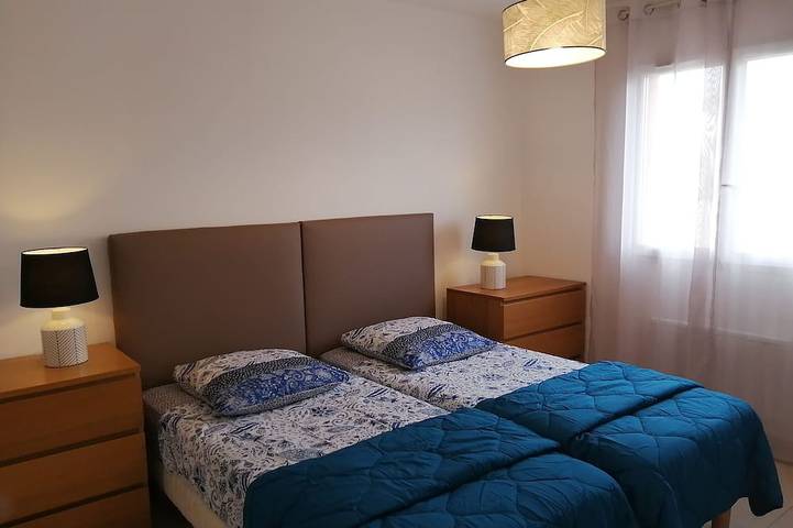 Ganze Wohnung, Lodging 2 **with wooden terrace and small garden in Jonzac, Jonzac und Umgebung