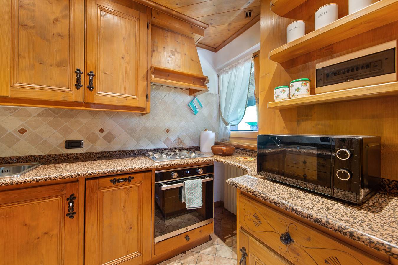 Appartamento intero, Appartamento 'Hilde' con vista sulle montagne, terrazza privata e Wi-Fi in Vodo di Cadore, Dolomiti Orientali