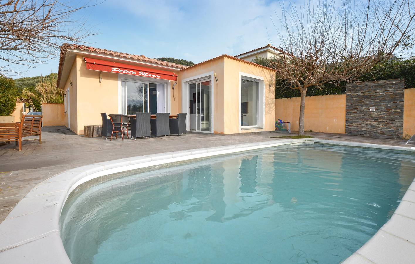 Luxuswohnung mit Pool und Terrasse, 2 km vom Strand Roya entfernt in Oletta, Calvi und Umgebung