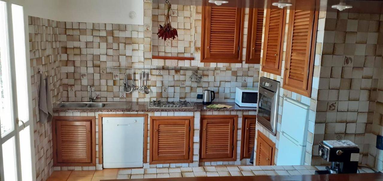 Lavish Seaside Villa with Garden and Stunning Views in San Remo, Gmina Sanremo