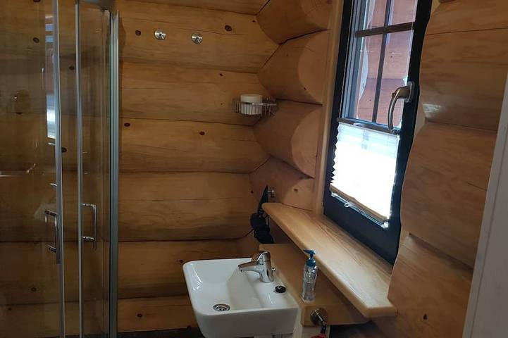 Hütte für 6 Personen, mit Balkon und Garten sowie Pool und Sauna am Edersee - 4