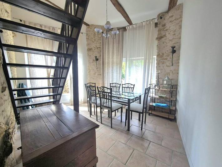 Location de vacances pour 3 personnes, avec jardin à Bourneau - 2