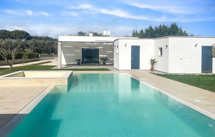 Ferienhaus für 10 Personen, mit Terrasse und Garten sowie Pool an der Adriatisches Meer