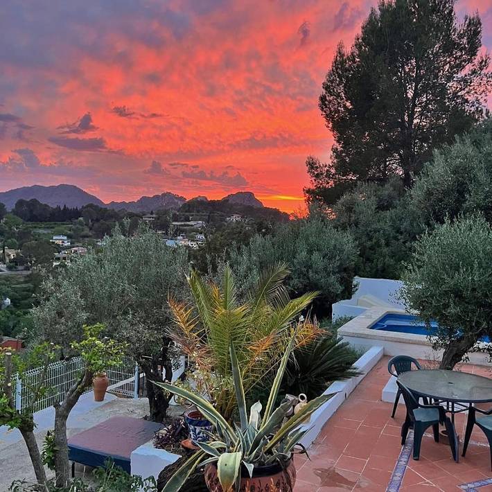 Casa de vacaciones para 6 personas, con Balcón y Terraza además de Jardín y Piscina en Játiva
