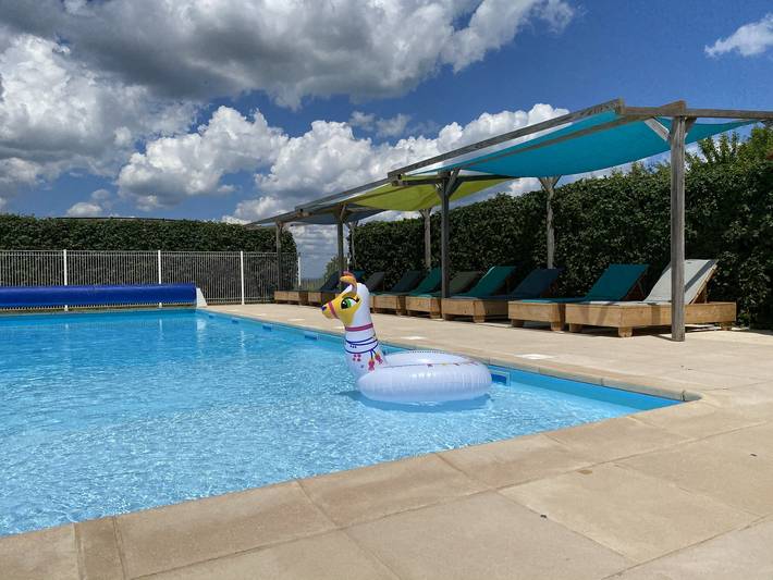 Gîte pour 8 personnes, avec piscine, adapté aux familles à Jayac - 3
