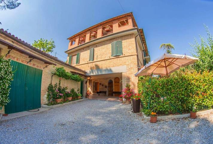 Maison de campagne pour 3 personnes, avec Terrasse ainsi que Jardin et Vue dans Torrenieri