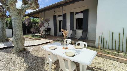 Gîte pour 4 personnes, avec vue et terrasse à Lanton