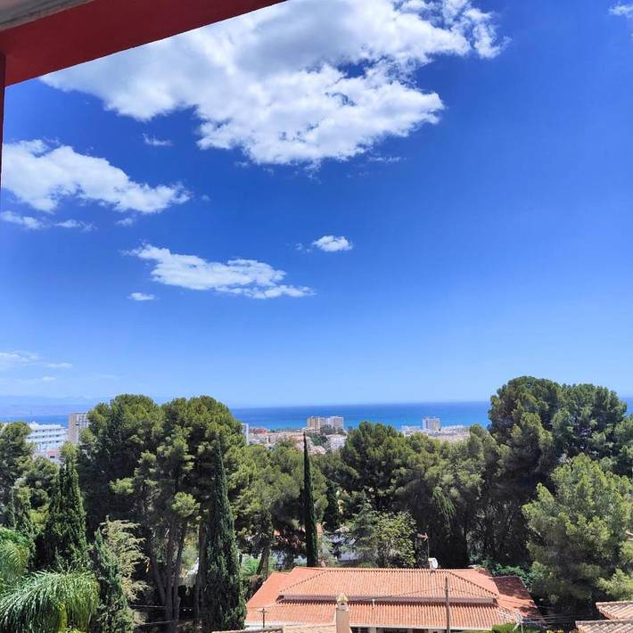 Casa de vacaciones para 8 personas, con Balcón y Terraza además de Piscina y Vistas en Torremolinos
