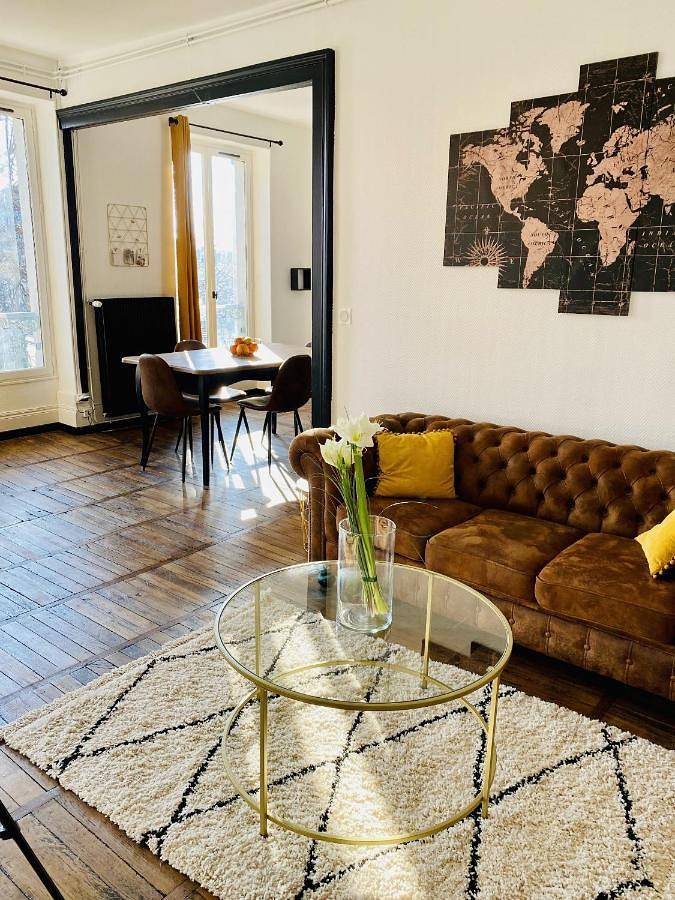Appartement entier, Le Square : Châteaux-Beauval-Arrivée auto-Netflix in Romorantin-Lanthenay, Sologne