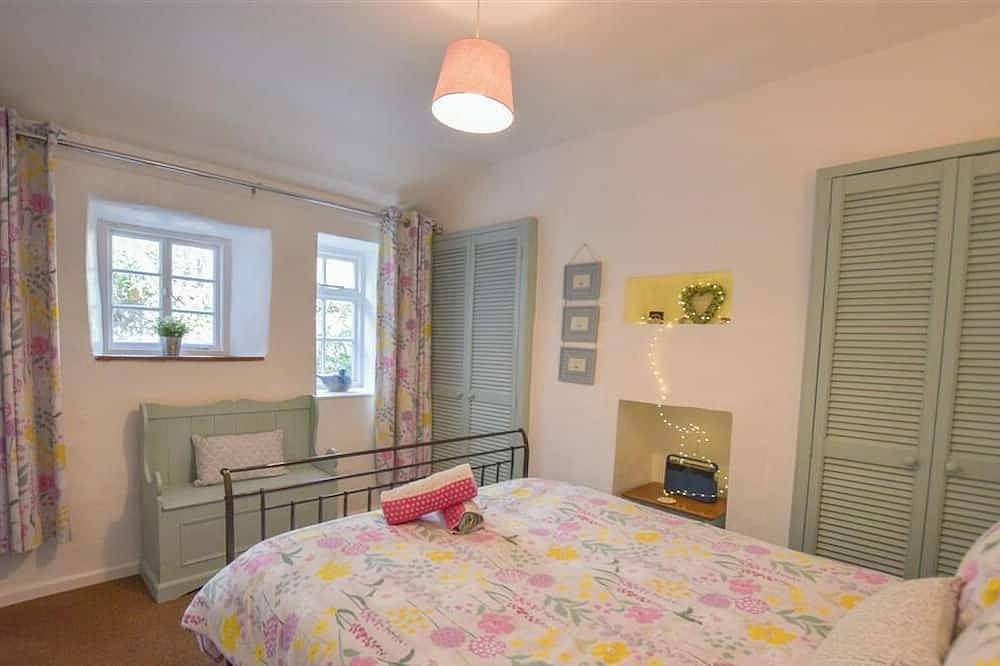 Traditional 2 Bedroom Fisherman's Cottage, Centre of Aberdovey, Pets Welcome . in Aberdyfi, Aberdovey