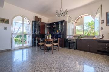 Casa Vacanza per 8 Persone in Furnari, Provincia di Messina, Foto 3