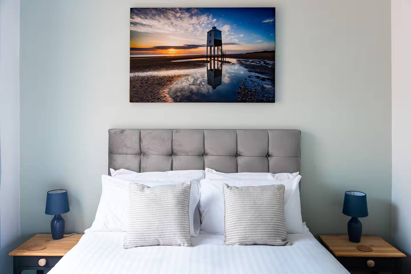 Entire apartment, Pass the Keys | Stylish 2 Bed Flat near Beach+M5 in Burnham on Sea & Highbridge, Somerset